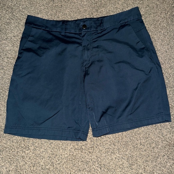 Lululemon Commission 9” Shorts - Picture 7 of 15
